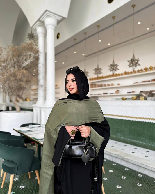 Royal Cilk Cape